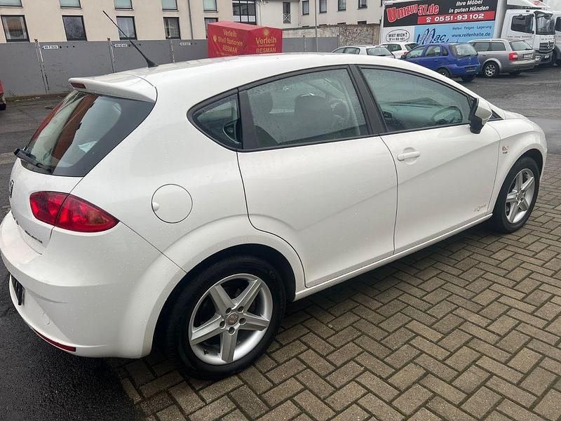 Gebraucht Seat Leon Copa 105 PS (77 kW) 2012 Weiß Limousine