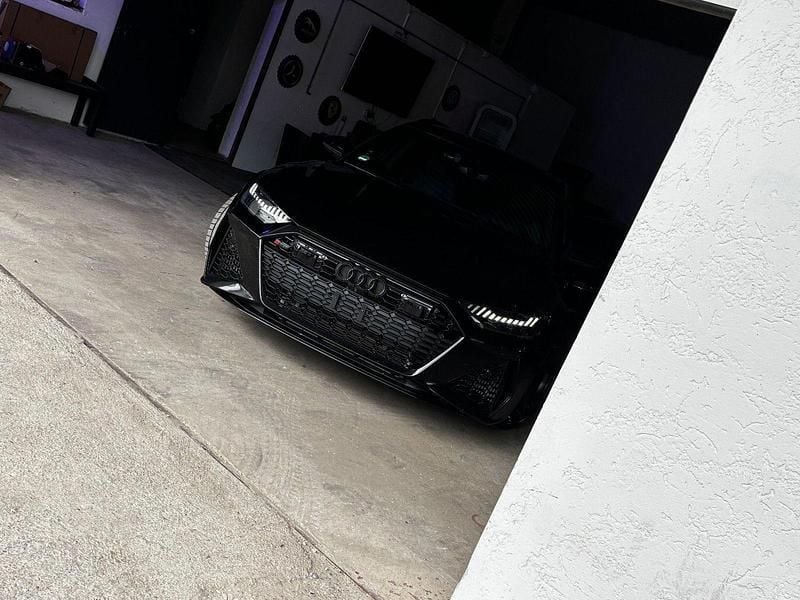 Schwarz Gebraucht 2021 Audi RS6 Ambiente Kombi | 79.999 € (Guter Preis) - Bild 1/4