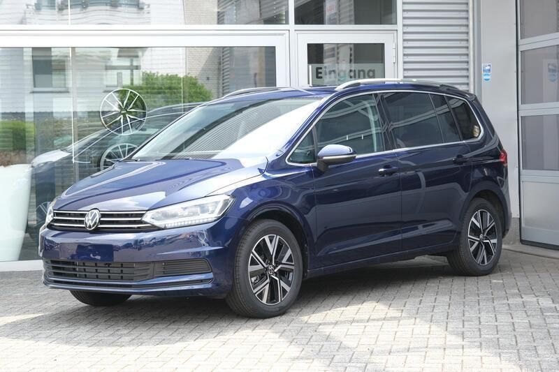 Atlantik blau metallic Neu 2025 VW Touran Edition Van / Kleinbus | 37.939 € (Fairer Preis) - Bild 1/4
