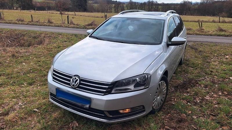 Gebraucht VW Passat Highline 177 PS (130 kW) 2011 Silber Kombi