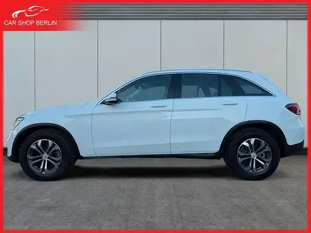Gebraucht Mercedes GLC200 211 PS (155 kW) 2022 Weiß SUV