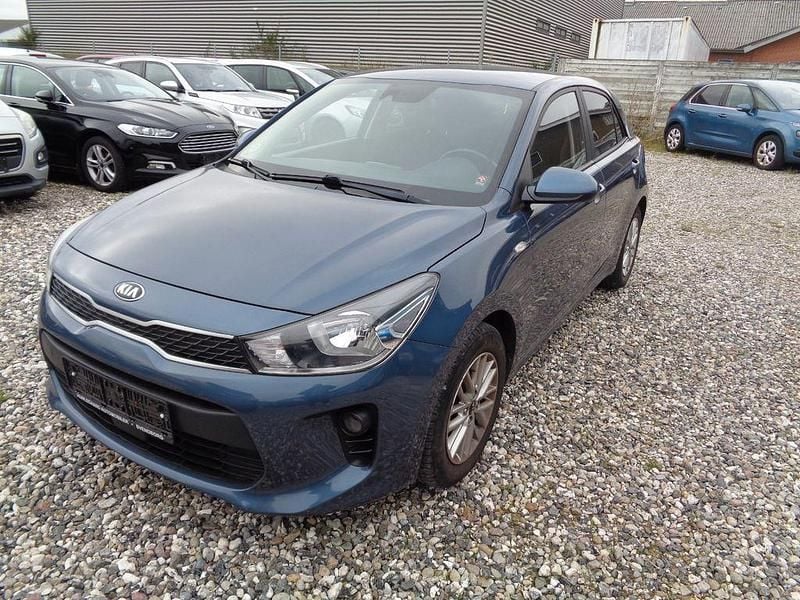 Blau Gebraucht 2020 Kia Rio Edition 7 Limousine | 6.900 € (Guter Preis) - Bild 1/4