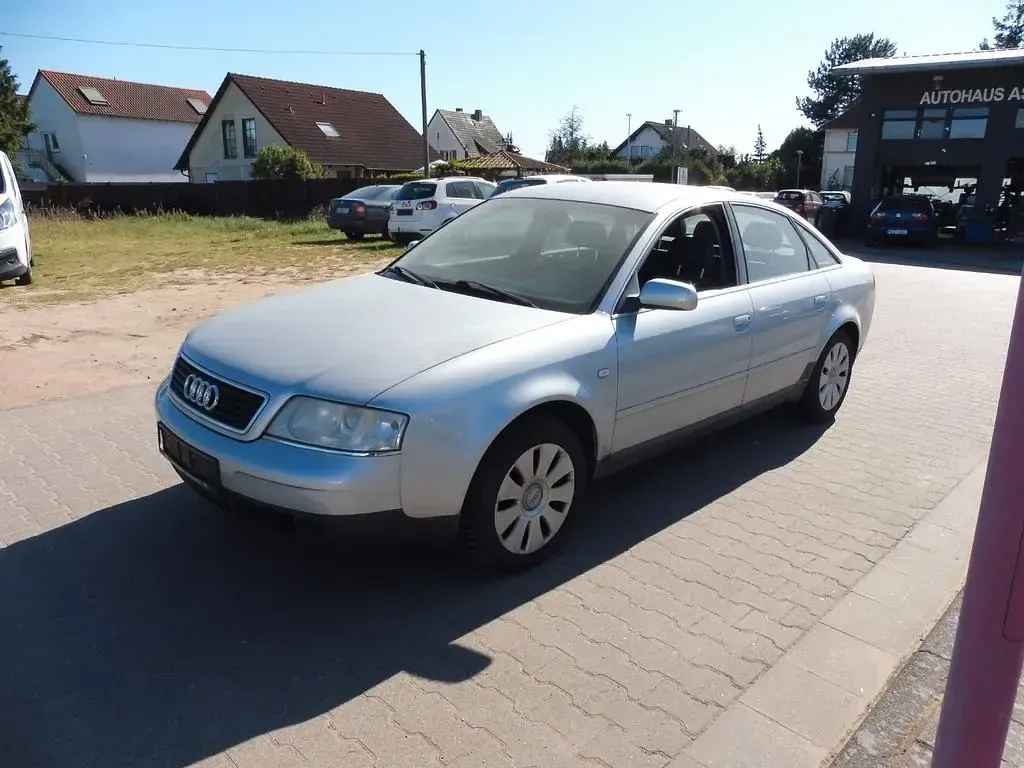 Używany Audi A6 165 KM (121 kW) 1998 Sedan/Limuzyna