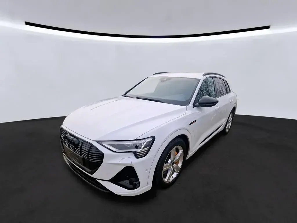 Gebraucht Audi e-tron S-Line 300 kW (408 PS) 2023 Gletscherweiß metallic SUV