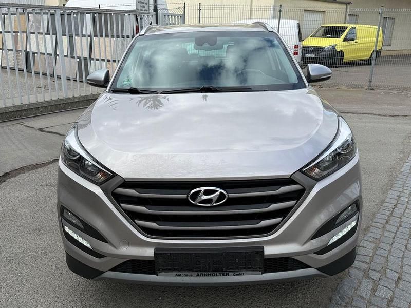 Gebraucht Hyundai Tucson Advantage 132 PS (97 kW) 2017 Gold SUV