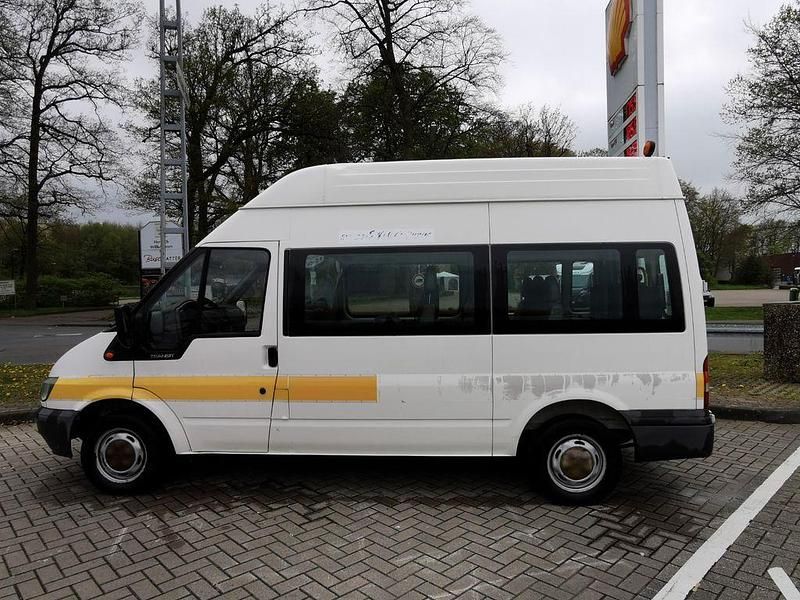 Gebraucht Ford Transit 86 PS (63 kW) 2001 Diamantweiß Kombi
