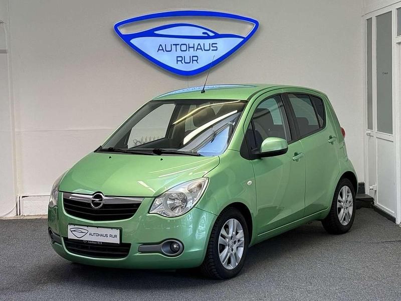 Grün Gebraucht 2011 Opel Agila Edition Kleinwagen | 7.790 € (Etwas zu teuer) - Bild 1/4