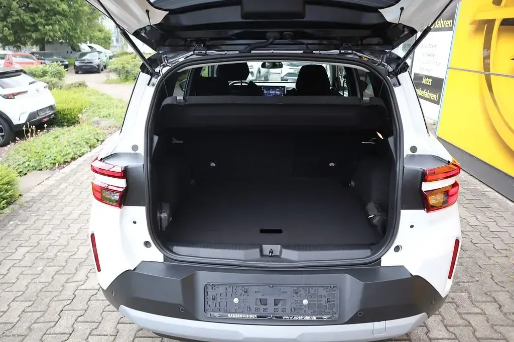 Neu Opel Frontera Ultimate 83 kW (113 PS) 2026 Weiß SUV