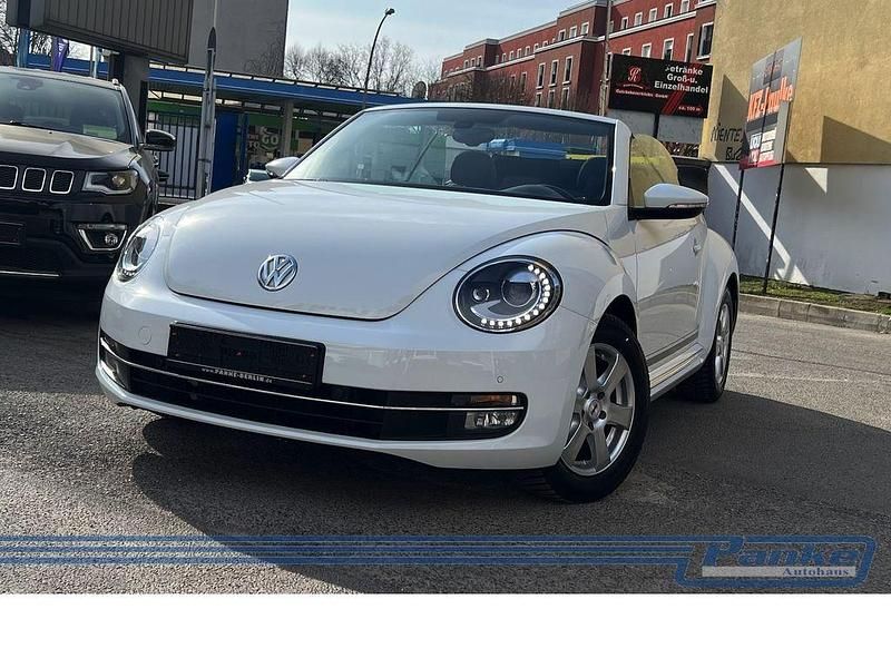 Gebraucht VW Beetle Cup 105 PS (77 kW) 2015 Weiß Kleinwagen