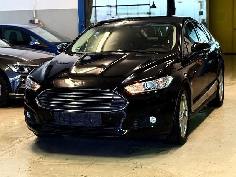 Gebraucht Ford Mondeo Trend 150 PS (110 kW) 2018 Schwarz Limousine