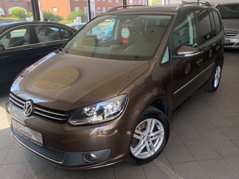 Gebraucht VW Touran Highline 150 PS (110 kW) 2012 Braun Van / Kleinbus