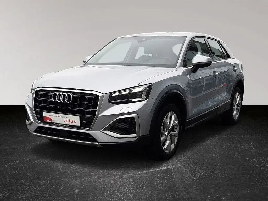 Gebraucht Audi Q2 Ambiente 116 PS (85 kW) 2021 Florettsilber metallic SUV