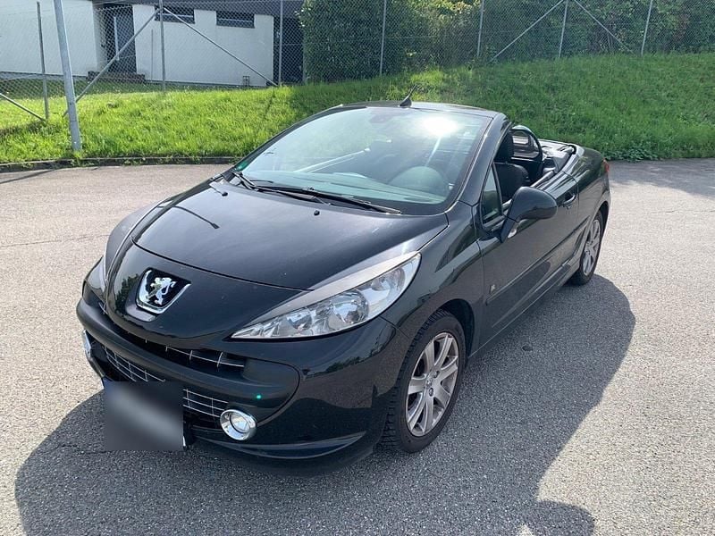 Schwarz Gebraucht 2008 Peugeot 207 CC Cabrio | 1.800 € (Guter Preis) - Bild 1/4