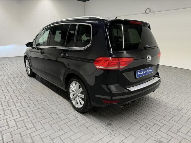 Gebraucht VW Touran Highline 150 PS (110 kW) 2016 Schwarz (deep black perleffekt) Van / Kleinbus