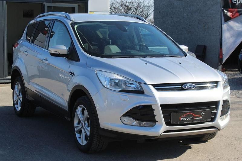 Gebraucht Ford Kuga Titanium 163 PS (119 kW) 2014 Silber SUV