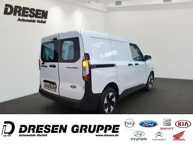 Gebraucht Ford Transit Trend 100 kW (136 PS) 2025 Pn3gz) (weiss Van