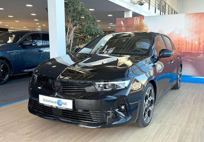 Gebraucht Opel Astra Ultimate 131 PS (96 kW) 2024 Schwarz Limousine