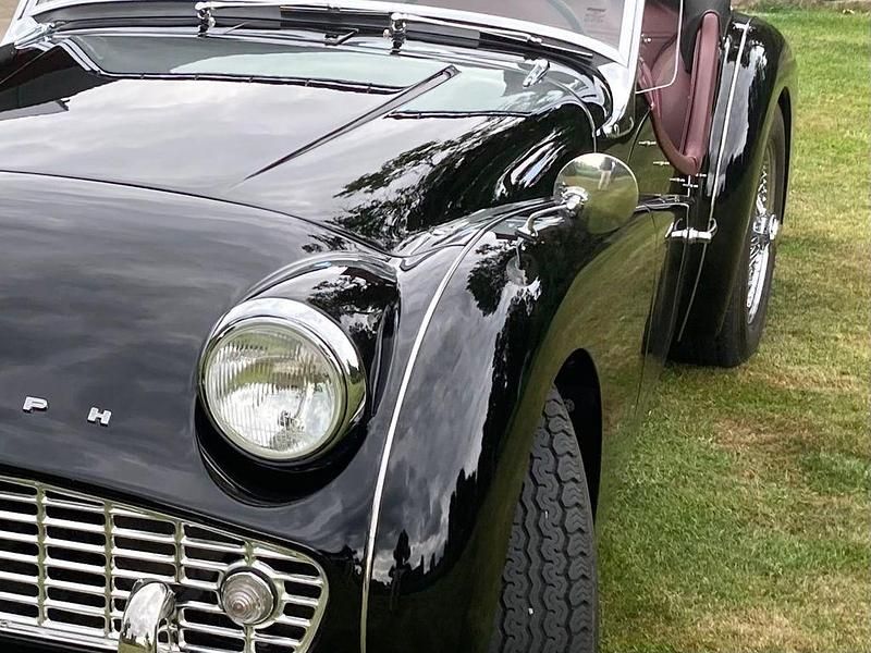 Gebraucht Triumph TR3 101 PS (74 kW) 1958 Schwarz Cabrio