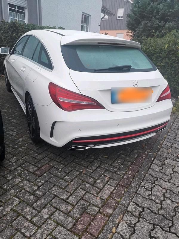 Gebraucht Mercedes CLA250 218 PS (160 kW) 2017 Weiß Limousine