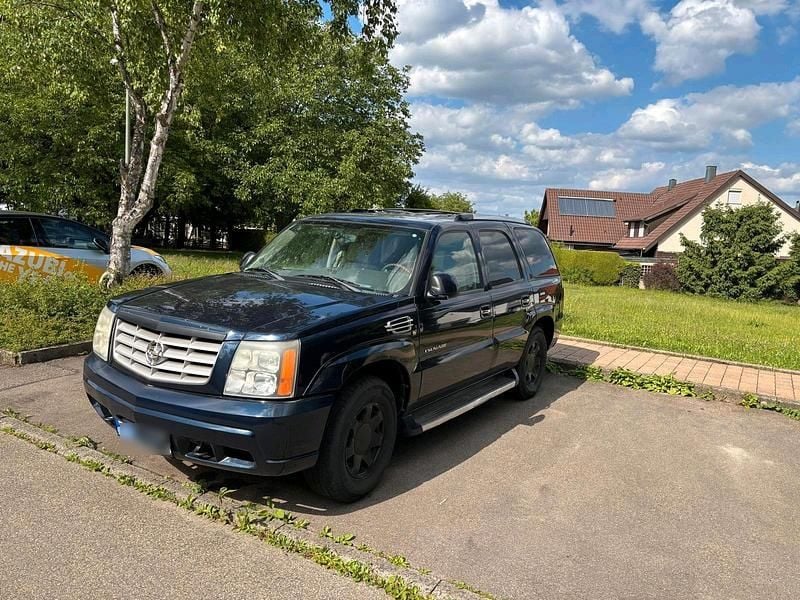 Gebraucht Cadillac Escalade 345 PS (253 kW) 2004 Blau SUV