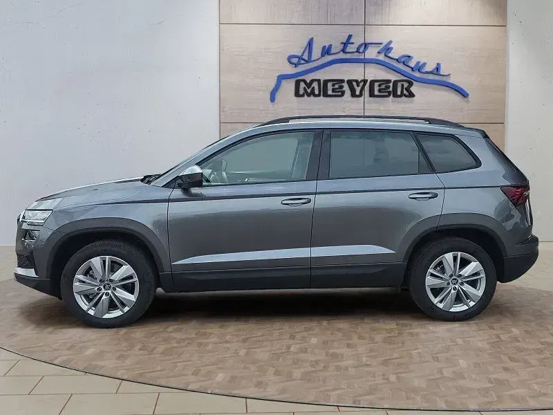 Neu Skoda Karoq 150 PS (110 kW) 2026 Graphite grau SUV