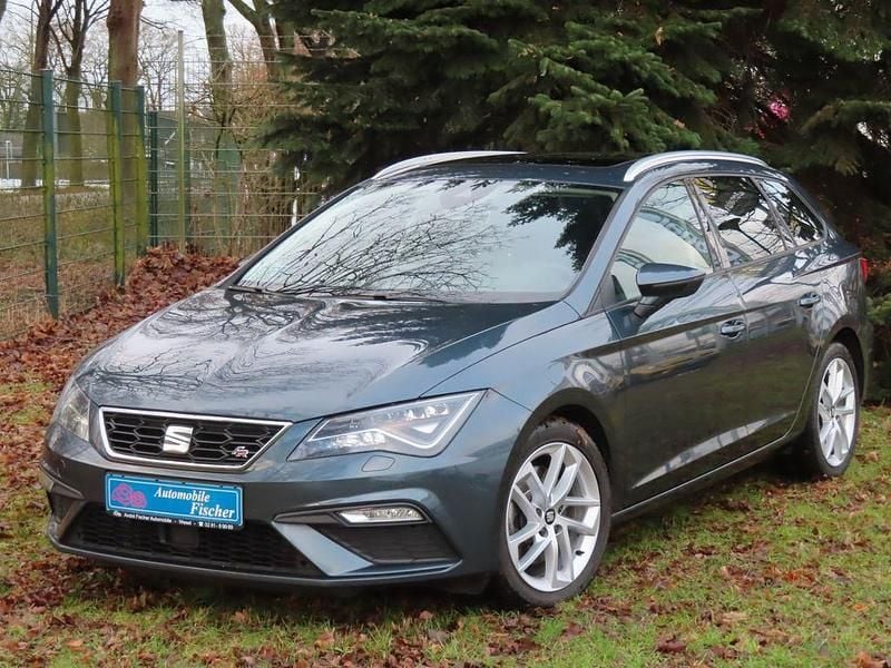 Grau Gebraucht 2019 Seat Leon ST FR Kombi | 12.800 € (Superpreis) - Bild 1/4
