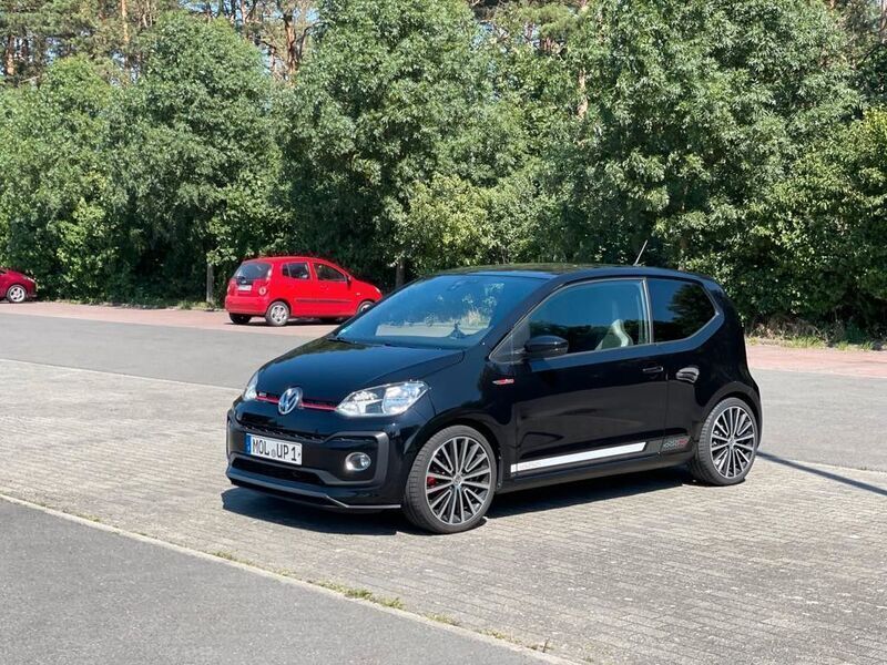 Schwarz Gebraucht 2016 VW up! GTI Kleinwagen | 13.100 € - Bild 1/4
