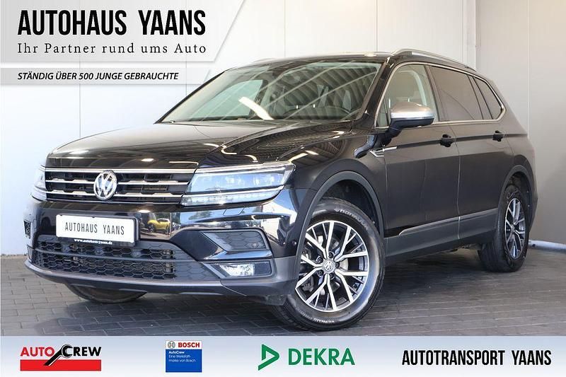 Schwarz Gebraucht 2021 VW Tiguan Allspace Comfortline SUV | 22.989 € (Superpreis) - Bild 1/4