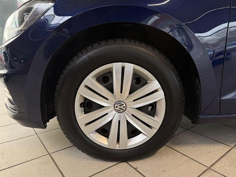 Gebraucht VW Touran Comfortline 150 PS (110 kW) 2016 Blau Van / Kleinbus