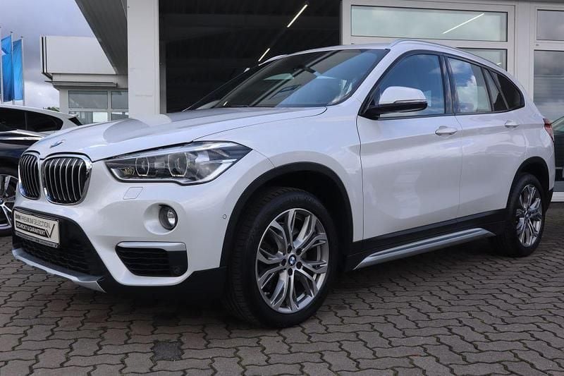 Mineralweiß Gebraucht 2019 BMW X1 Efficient Dynamics SUV | 14.990 € (Fairer Preis) - Bild 1/4