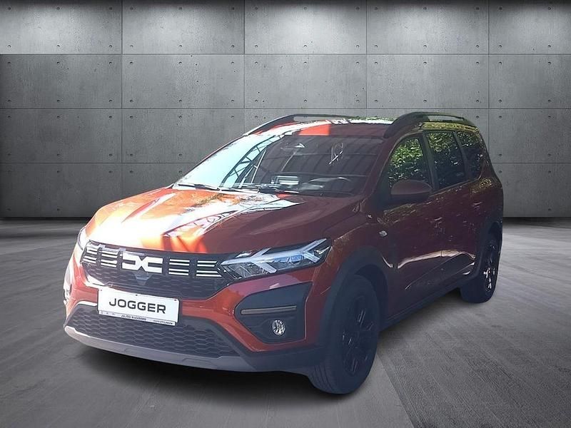 Braun Neu 2025 Dacia Jogger Extreme Limousine | 22.980 € (Fairer Preis) - Bild 1/4
