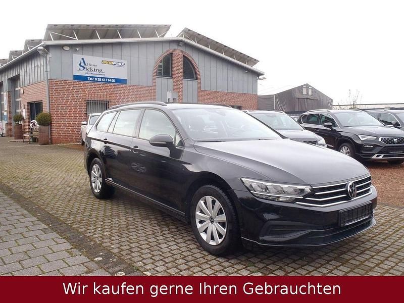 Gebraucht VW Passat Conceptline 150 PS (110 kW) 2022 Schwarz Kombi