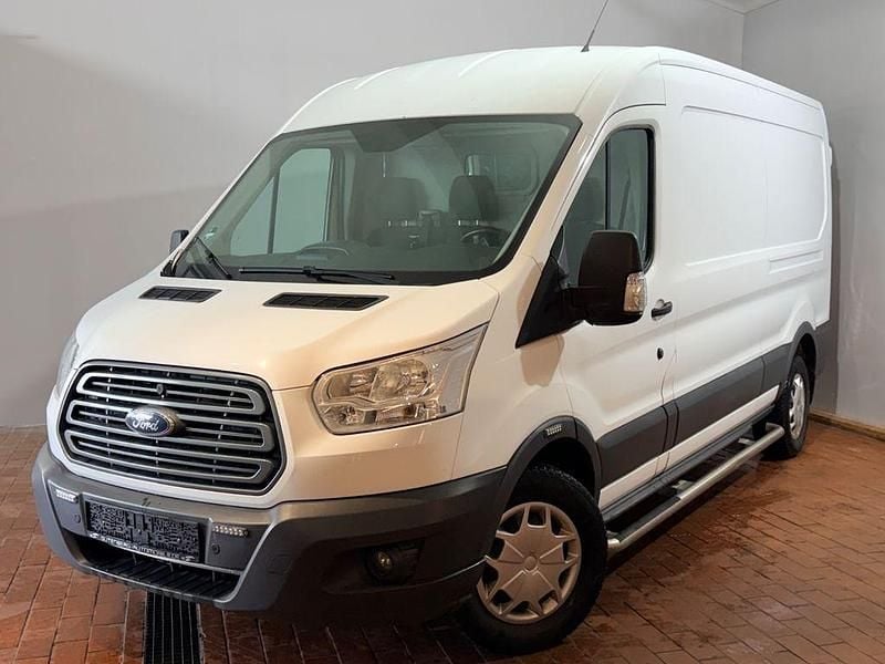 Second-hand Ford Transit 131 CP (96 kW) 2018 Alb Monovolum