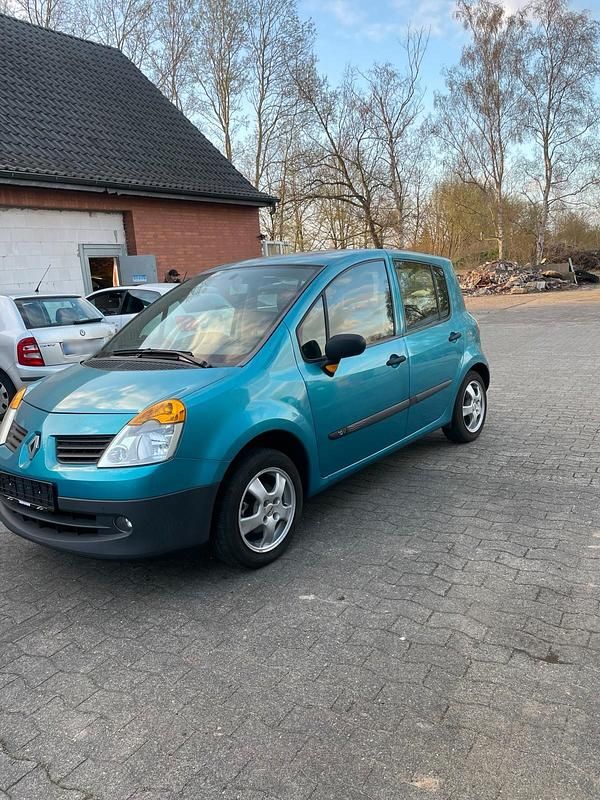 Second-hand Renault Modus 75 CP (55 kW) 2004 Albastru Monovolum