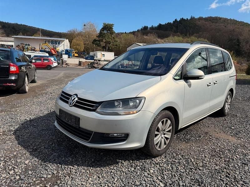 Gebraucht VW Sharan Highline 140 PS (102 kW) 2012 Silber Van / Kleinbus