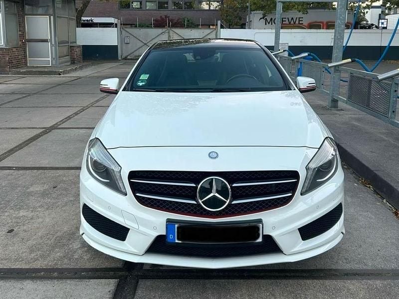 Gebraucht Mercedes A200 AMG line 136 PS (100 kW) 2012 Weiß Limousine