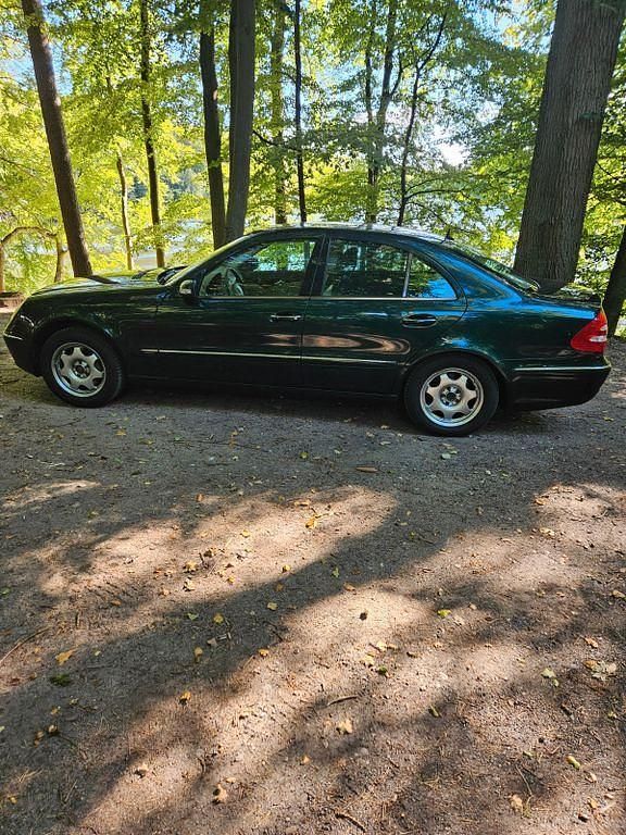 Gebraucht Mercedes E320 Elegance 224 PS (164 kW) 2003 Grün Limousine