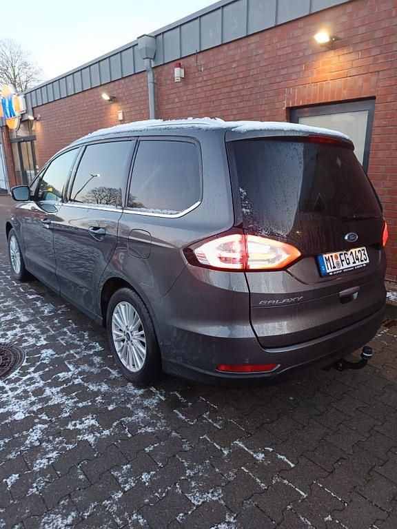 Gebraucht Ford Galaxy Titanium 150 PS (110 kW) 2019 Grau Van / Kleinbus