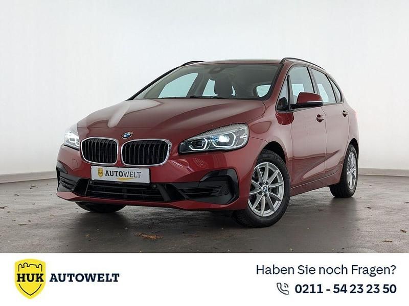 Rot Gebraucht 2018 BMW 220 Active Tourer Advantage Van / Kleinbus | 18.960 € (Fairer Preis) - Bild 1/3