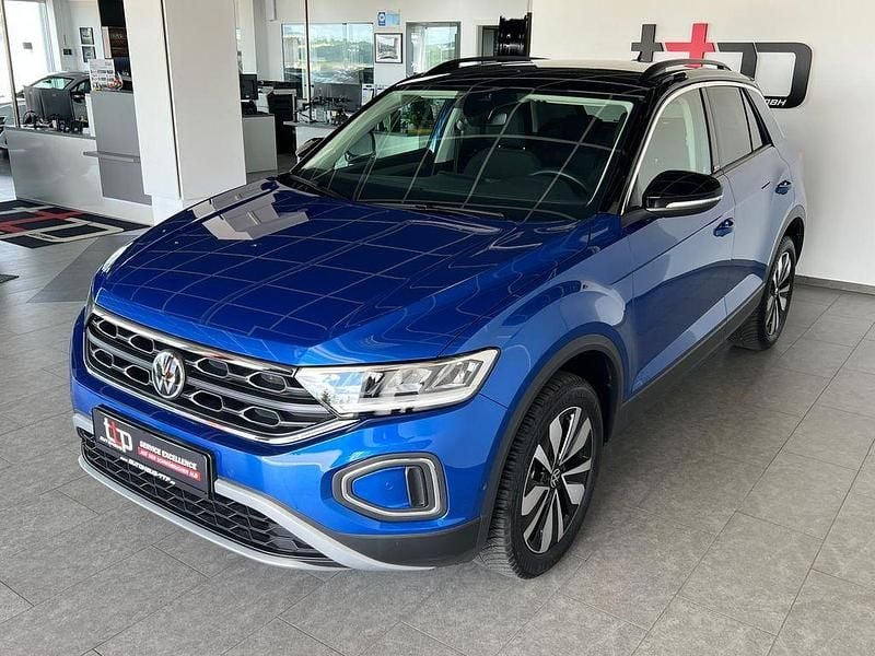 Ravennablau metallic Gebraucht 2024 VW T-Roc R SUV | 23.850 € (Guter Preis) - Bild 1/4