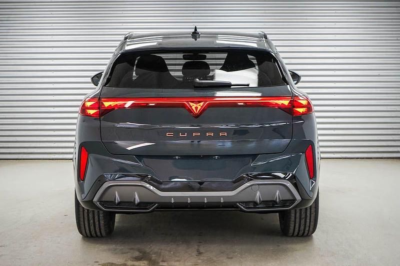 Neu Cupra Terramar 150 PS (110 kW) 2026 Blau SUV