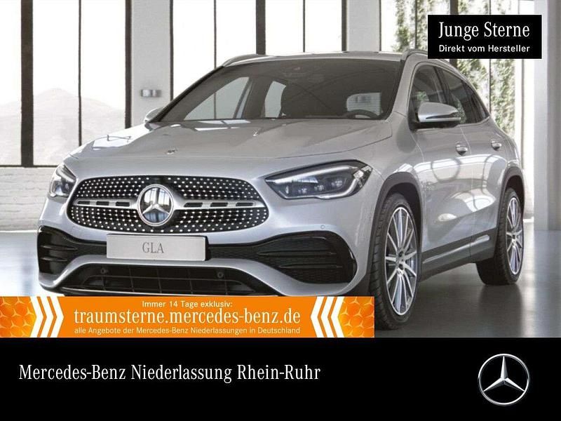 Weiß Gebraucht 2022 Mercedes GLA250 AMG SUV | 38.490 € (Fairer Preis) - Bild 1/3