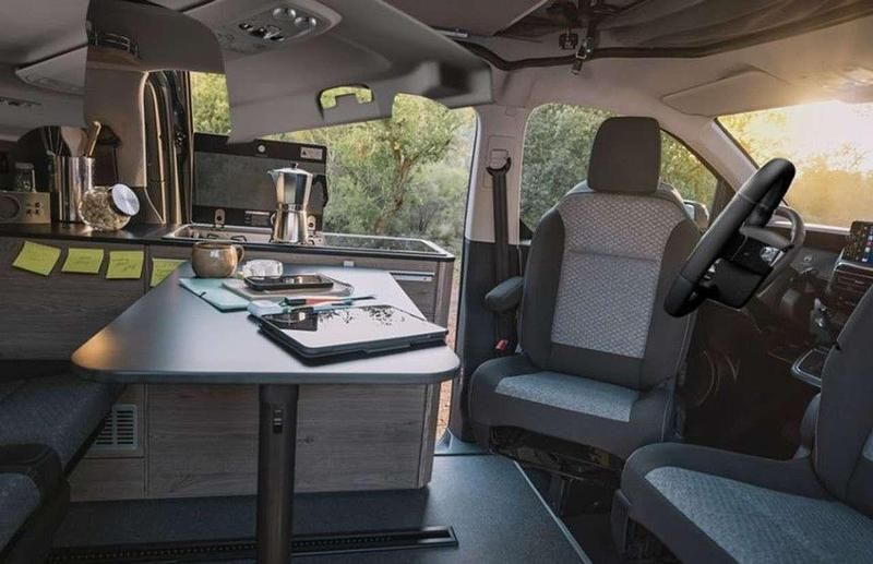 Neu Citroën Spacetourer 177 PS (130 kW) 2025 Kapari grün Van / Kleinbus