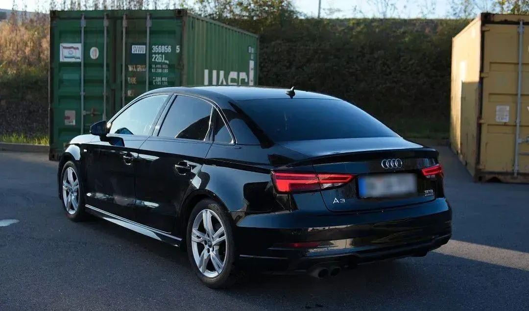 Gebraucht Audi A3 Design 190 PS (139 kW) 2018 Schwarz Limousine