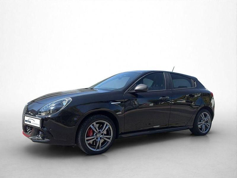 Gebraucht Alfa Romeo Giulietta 150 PS (110 kW) 2018 Schwarz Kleinwagen
