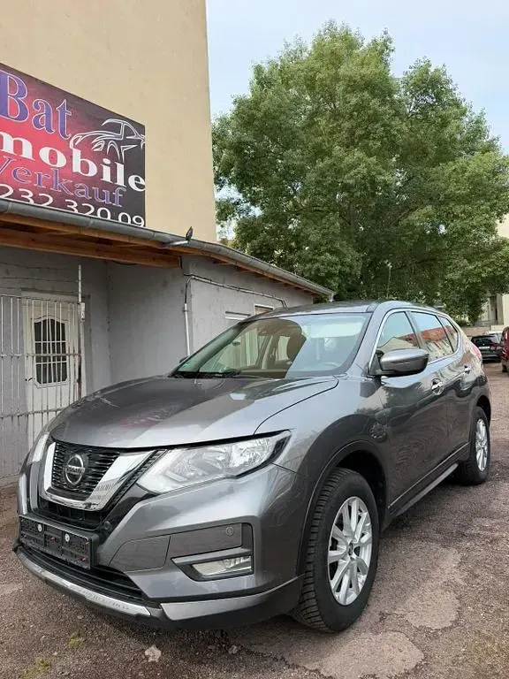 Gebraucht Nissan X-Trail Visia 150 PS (110 kW) 2020 Grau SUV