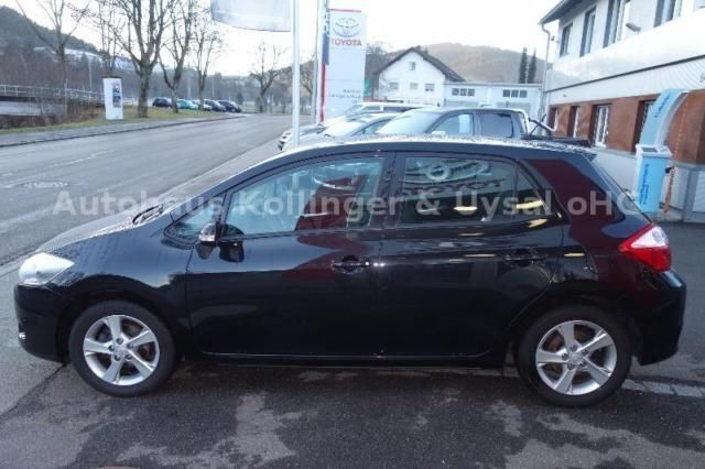 Gebraucht Toyota Auris Edition 132 PS (97 kW) 2011 Schwarz metallic Limousine