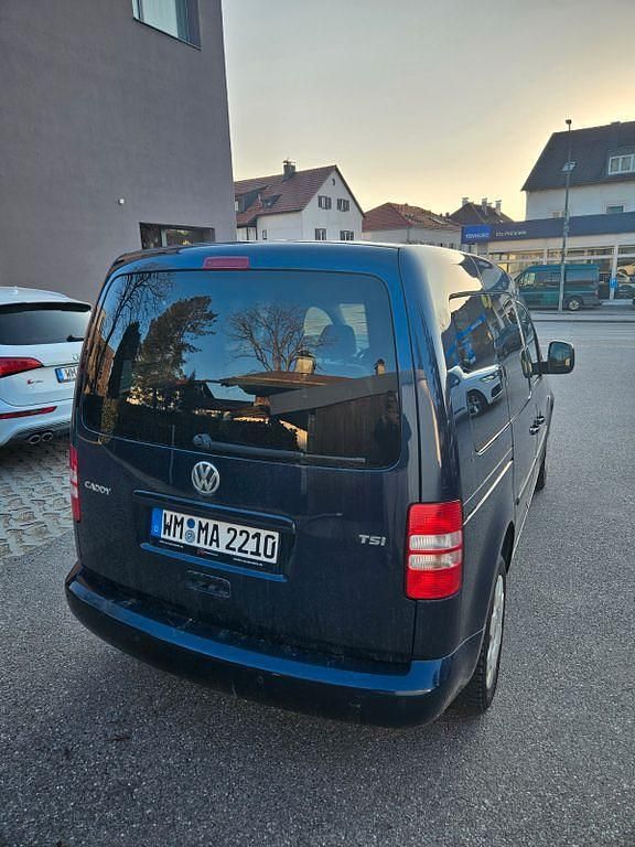 Gebraucht VW Caddy Trendline 105 PS (77 kW) 2013 Blau Van / Kleinbus