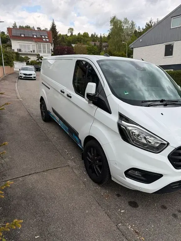 Gebraucht Ford Transit Custom 170 PS (125 kW) 2023 Weiß Van