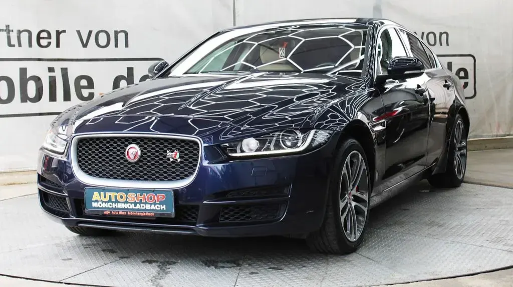 Gebraucht Jaguar XE S 340 PS (250 kW) 2017 Blau Limousine